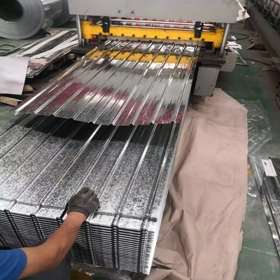 Τυφανισμένο χάλυβα φύλλο οροφής AISI ASTM DIN Z40g Z275g Z350g Aluzinc Az150 Dx51d μονωτικό φύλλο προσαρμογή
