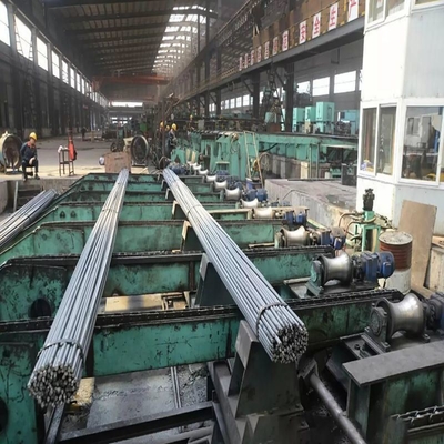Προσαρμογή HRB400E/HRB500E Ελαστική έλαση από χάλυβα άνθρακα για κατασκευαστικά έργα