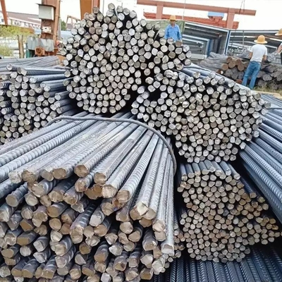 ASTM A615 BS4449 B500b Διαμορφωμένες σιδερένιες ράβδοι από χάλυβα άνθρακα κλάσης 40 για κατασκευή κτιρίων
