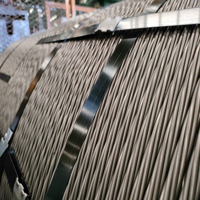 1.0mm-120mm Διαμέτρου Σπειροειδής επιφάνεια PC Strand/Steel Stranded Wire για ενίσχυση