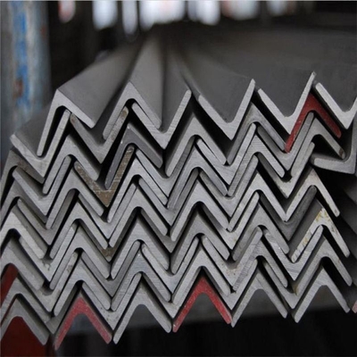 20-240mm ή Custom A36 S235jr S275jr S355jr Ss400 St37 St52 Γωνία από μη κραματοποιημένο χάλυβα