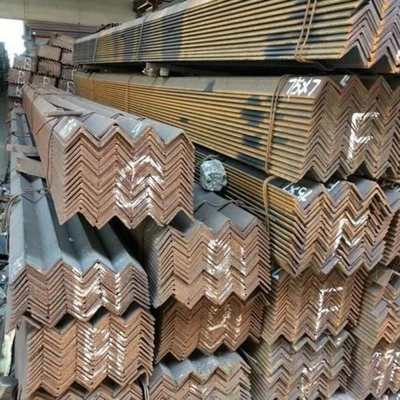 ASTM A36 A53 Q235 Q345 Ατσάλι με ίση γωνία άνθρακα Ζυγισμένο σίδηρο σχήμα L