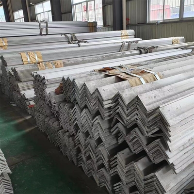 Α36/Q235/S235jr/Ss400 Ζυγισμένο χάλυβα ίσης γωνίας για ειδικό πλάτος και EXW