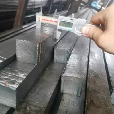 En8 C45 S45c Σκληρό τετράγωνο επίπεδο ορθογώνιο ειδική ράβδος από χάλυβα για την κατασκευή εργαλείων και πετρωμάτων